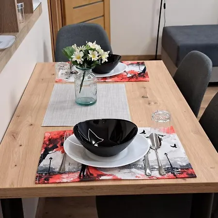 Emily * Salgótarján